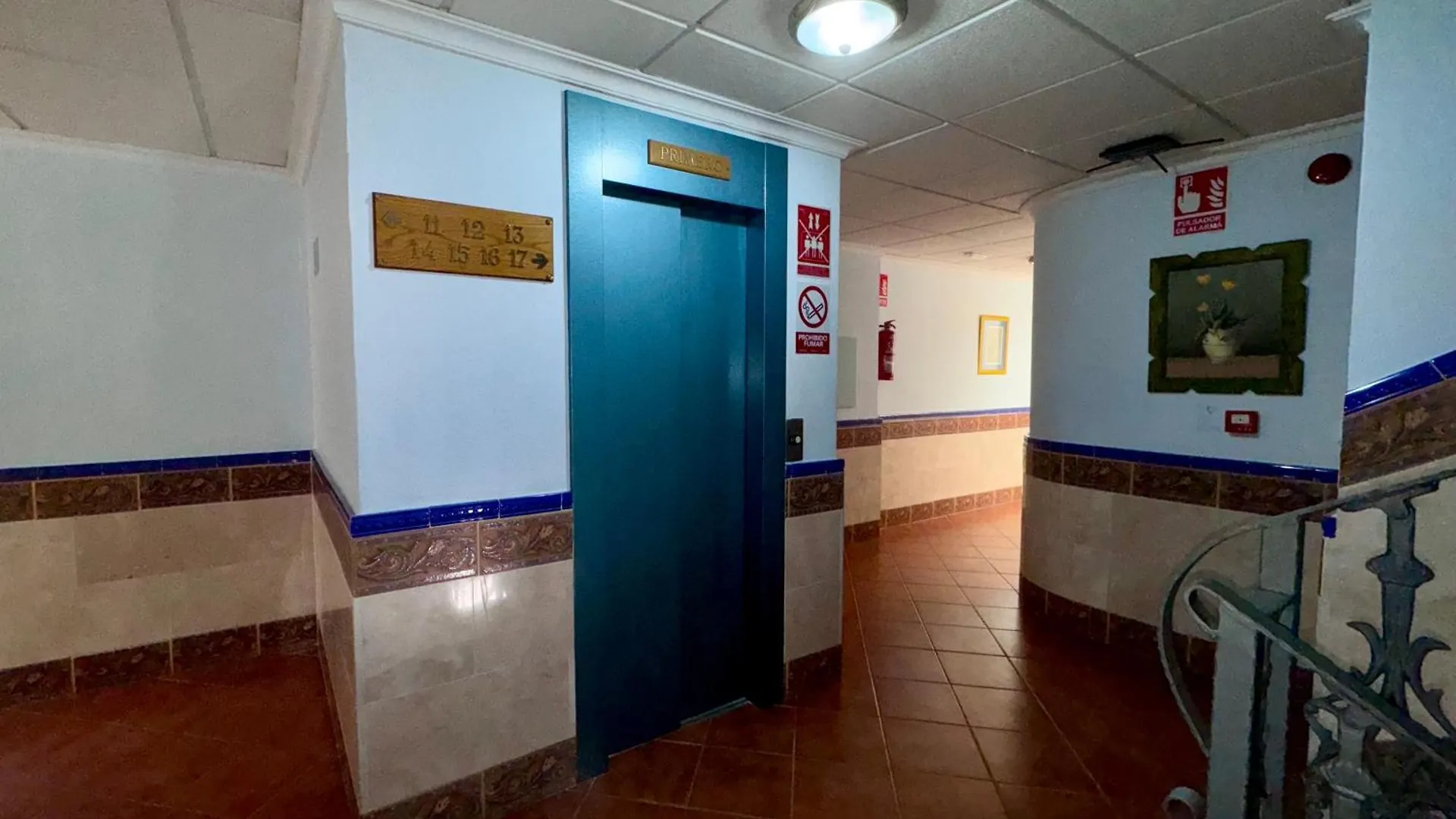 Apartamentos Niña de Oro Torremolinos 0*,